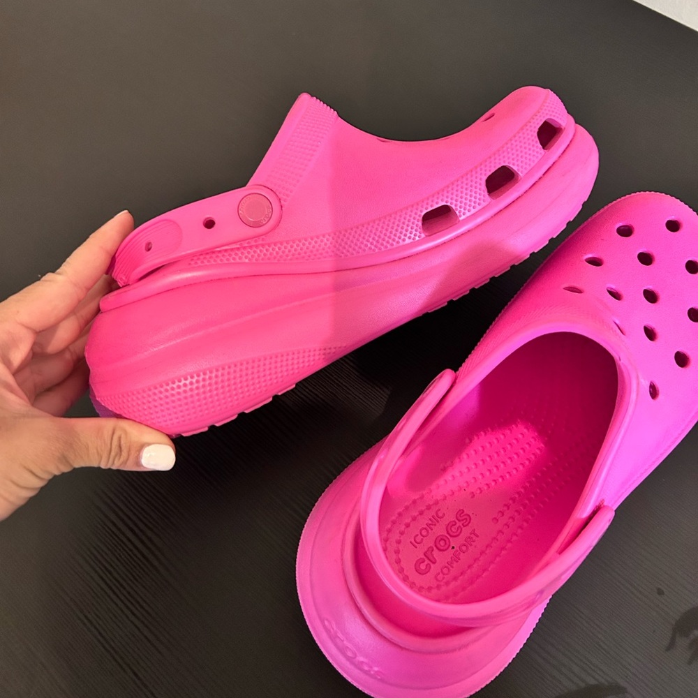 Pink crocs